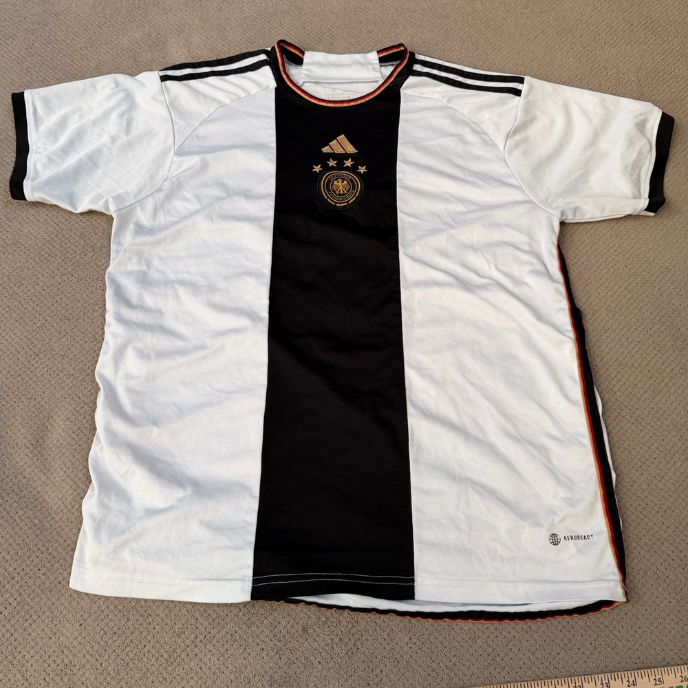 Vintage 2022 Adidas Germany National Team Home Jersey White Black XL